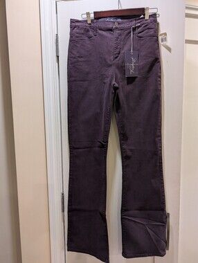 NWT NYDJ Slight Flare Jeans,10